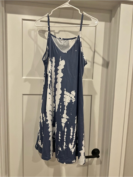 Dresses & Skirts - Sleeveless Blue and White Tie-Dye Slip Dress
